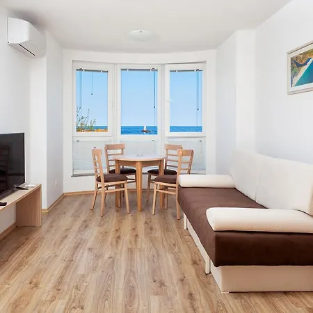 Neven Apartamento Ahtopol