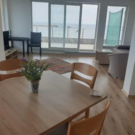 Neven Apartament Achtopol