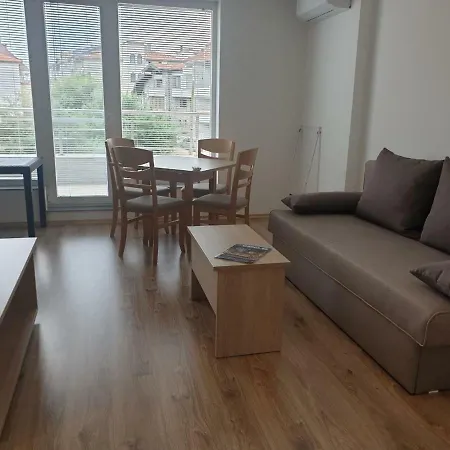 Apartment Neven *